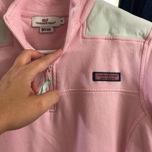 Vineyard vine pullover